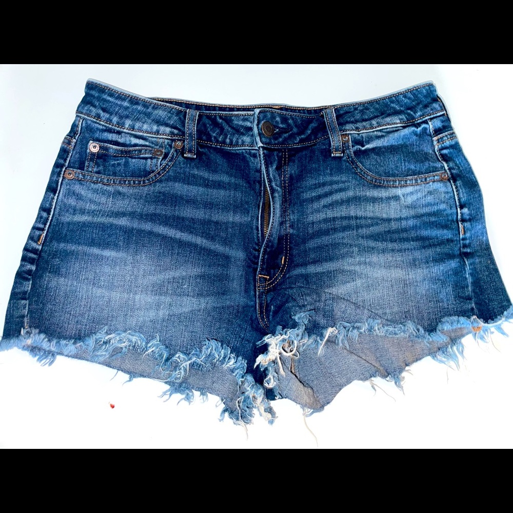 Womens American Eagle Shorts sz 12 Stretch Vintage